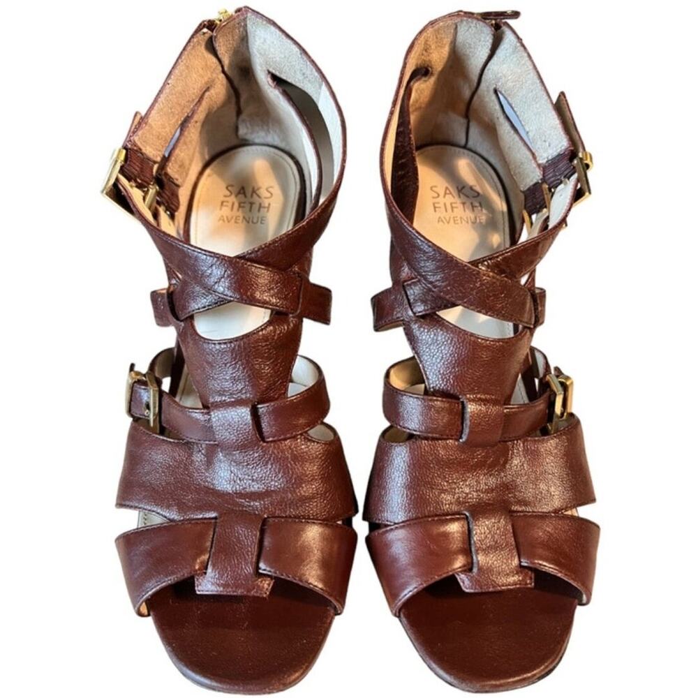 00s Saks Fifth Avenue LYLE Leather Strappy Heel Sandals Sz 8 Brown Classy Preppy - Picture 3 of 11